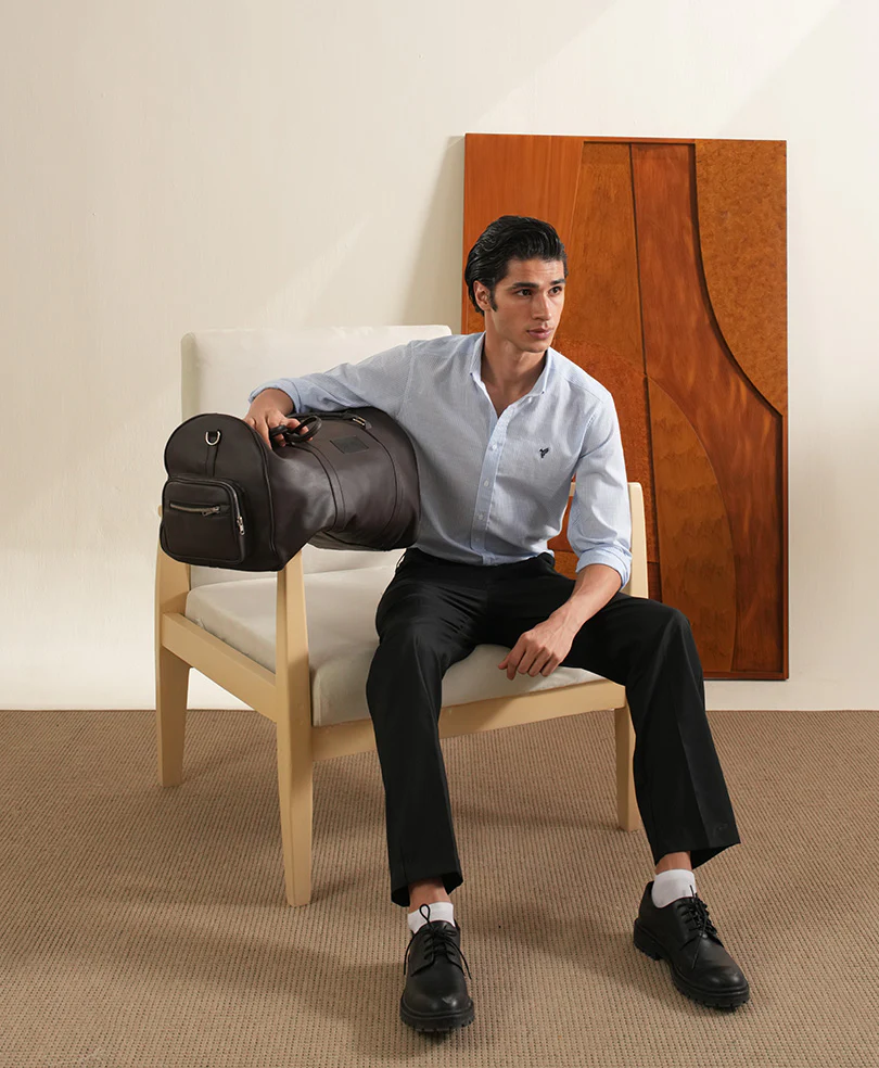 Black Adjustable Pleated Pants - Image 3