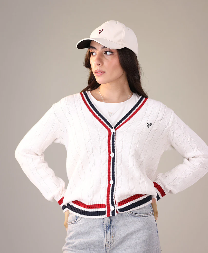Cream FITTED Cap - Image 4