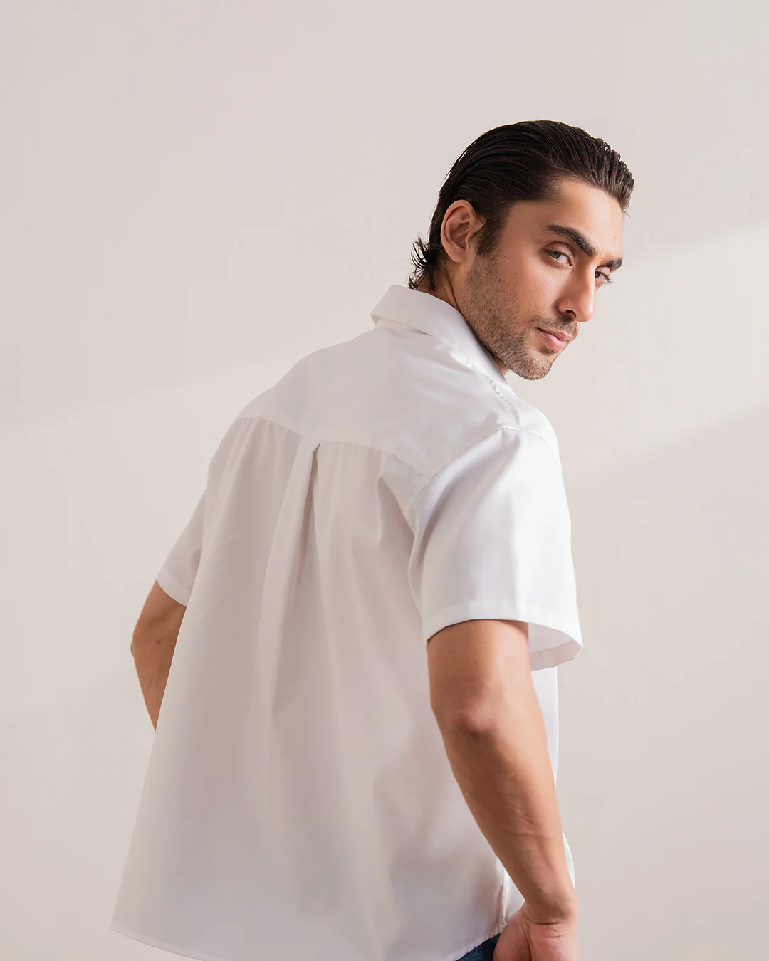 White Boxy Fit Shirt - Image 4